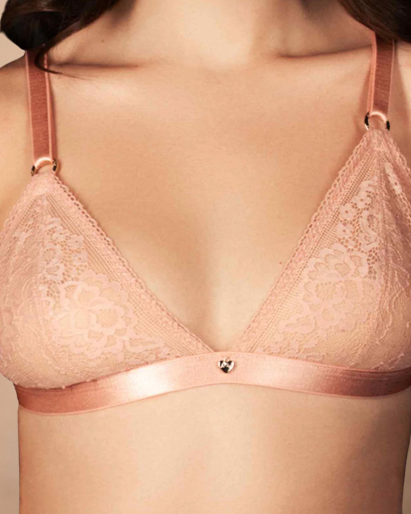 MARIPOSA · Bralette de encaje